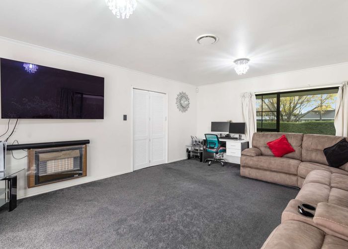  at 95 John F Kennedy Drive, Milson, Palmerston North, Manawatu / Whanganui