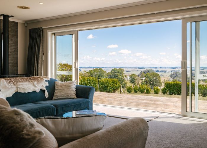  at 225 Albert Road, Tokomaru, Palmerston North