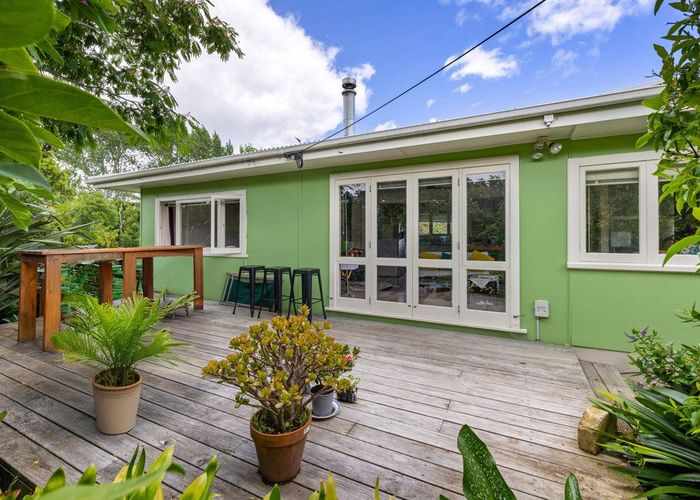  at 24 Lorenzen Bay Road, Raglan, Waikato, Waikato