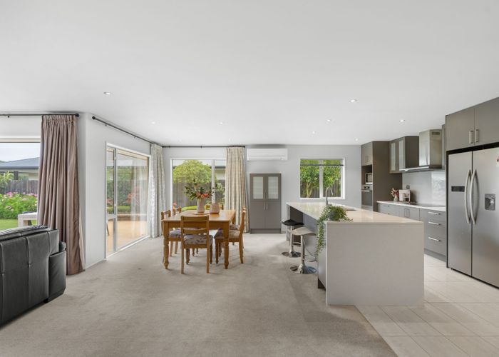  at 83 McMahon Drive, Aidanfield, Christchurch