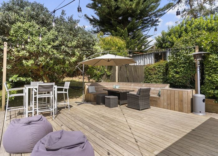  at 2/48 O'Halloran Road, Howick, Manukau City, Auckland