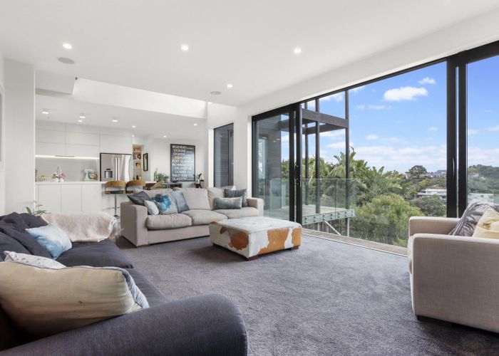  at 25 Waimana Avenue, Northcote Point, Auckland