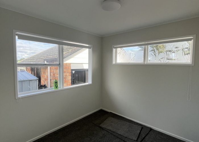  at 11 Tiari Place, Mangere East, Manukau City, Auckland