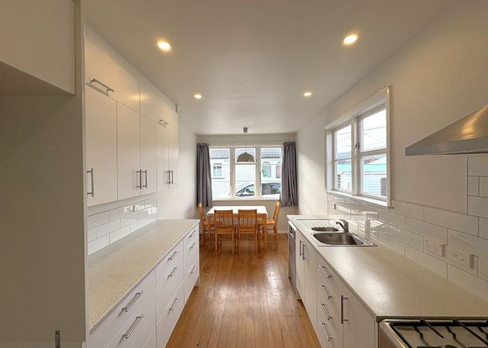  at 211 Cambridge Terrace, Naenae, Lower Hutt, Wellington
