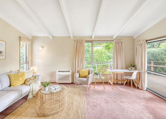  at 2/6 Hythe Lane, Saint Martins, Christchurch
