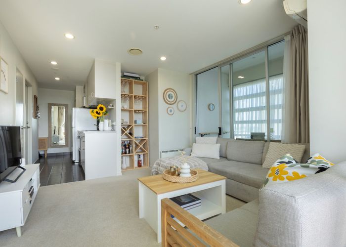  at 603/17 Amersham Way, Manukau, Manukau City, Auckland