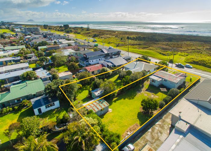  at 936 Papamoa Beach Road, Papamoa Beach, Papamoa