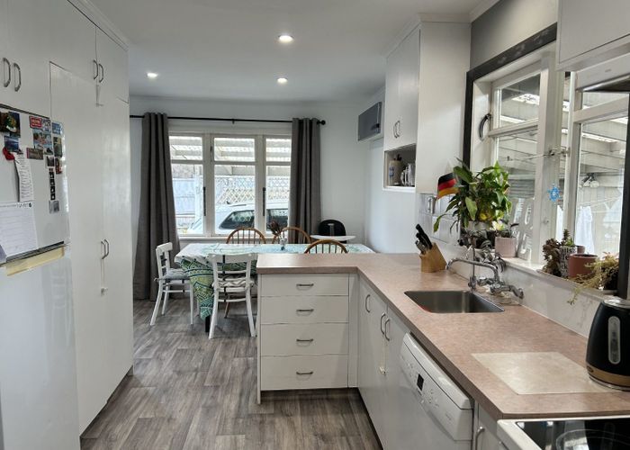  at 11 Kirk Street, Otaki, Kapiti Coast, Wellington