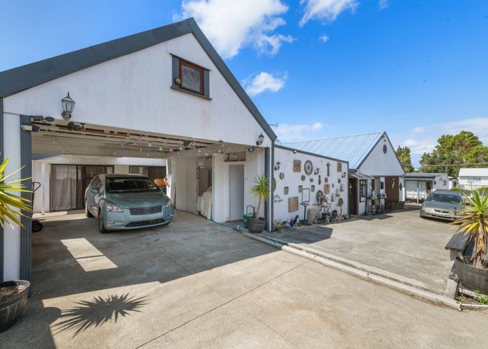  at 22 Pirangi Street, Point England, Auckland City, Auckland