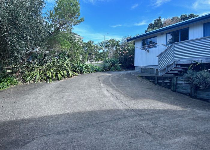  at 4 Roberts Road, Matakatia, Whangaparaoa