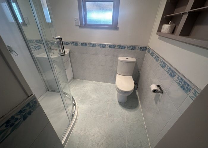  at 2/25 Avenue Road, Otahuhu, Auckland