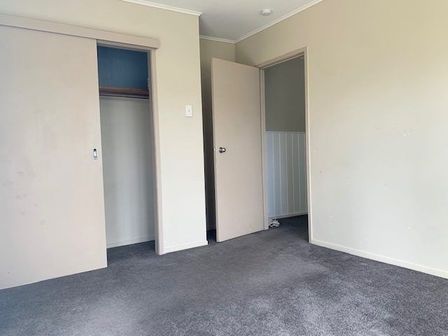  at 11 Netherlands Avenue, Kelston, Auckland