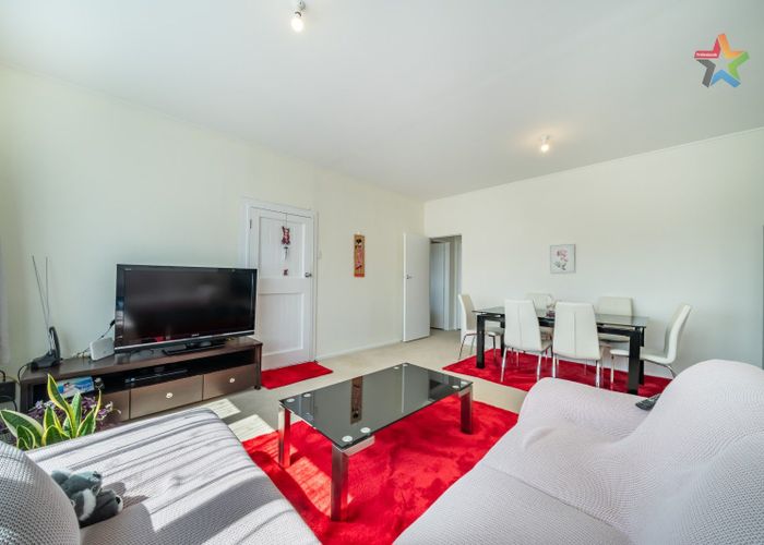  at 71N Randwick Crescent, Moera, Lower Hutt