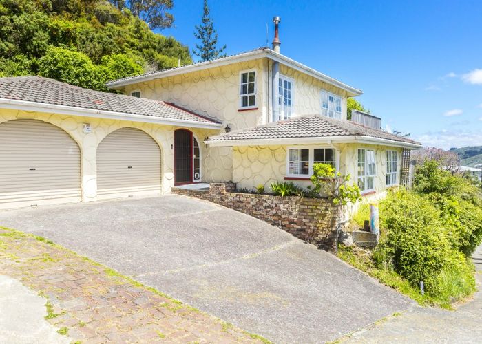  at 3 Lord Street, Stokes Valley, Lower Hutt