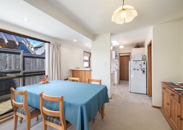  at 1/64 Merivale Lane, Merivale, Christchurch