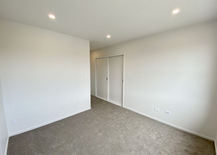  at 19 Bloom Crescent, Sunnyvale, Waitakere City, Auckland