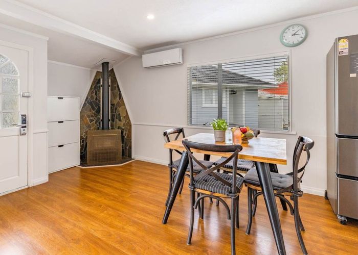  at 18B Ocean View Road, Northcote, North Shore City, Auckland