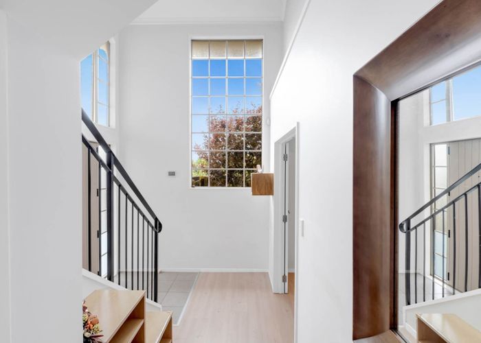  at 2 Dapple Place, Flat Bush, Manukau City, Auckland