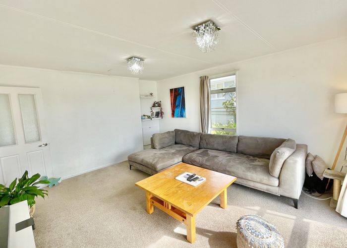  at 97 Jamaica Drive, Grenada North, Wellington
