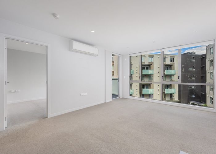  at 407/1 Rose Garden Lane, Albany, North Shore City, Auckland