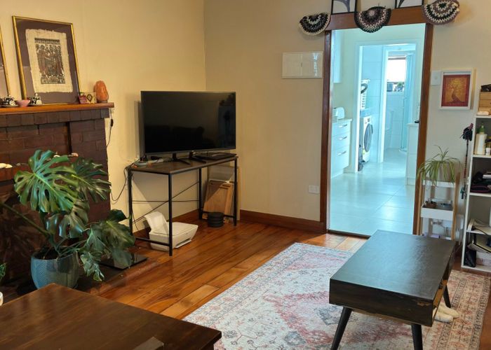  at 2/352 Mount Albert Road, Mount Roskill, Auckland City, Auckland