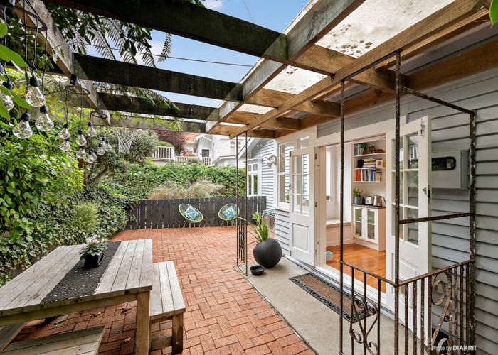  at 22 Buckingham Street, Melrose, Wellington