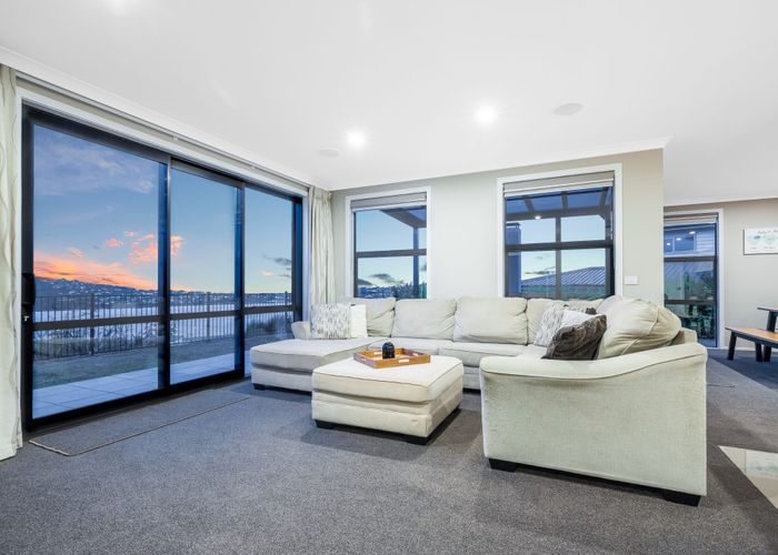  at 34 Waitaria Terrace, Aotea, Porirua