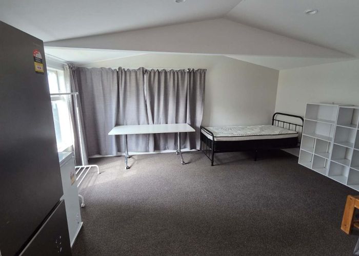  at 11 Arosa Place, Forrest Hill, Auckland