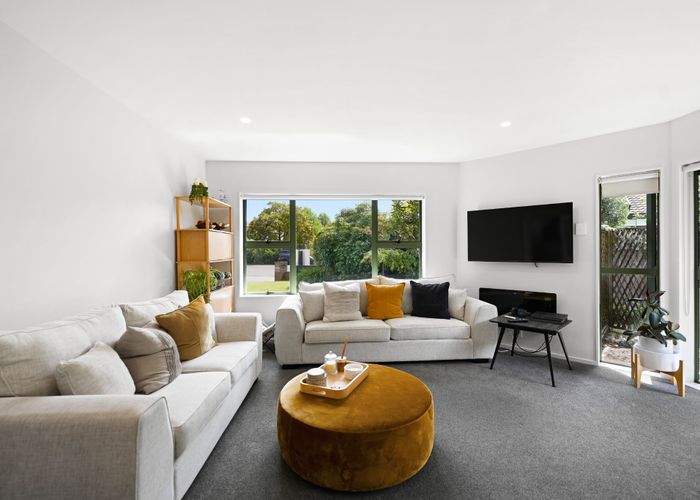  at 9 Charles Henry Place, Harrowfield, Hamilton, Waikato