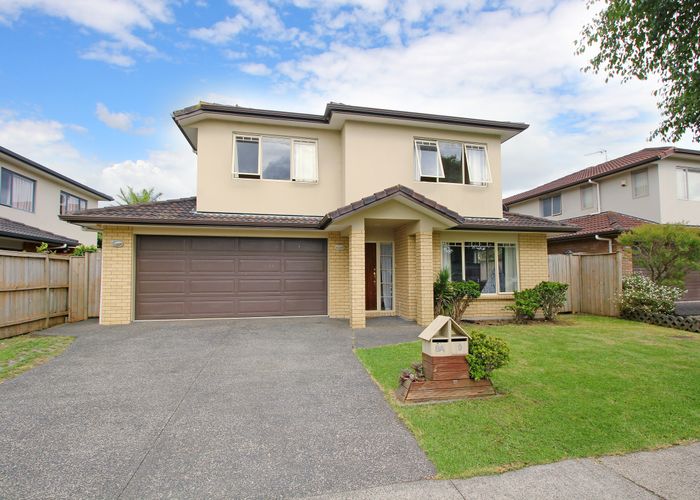  at 9 Cambrian Crescent, Flat Bush, Auckland