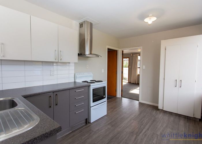  at 4/28 Peer Street, Upper Riccarton, Christchurch