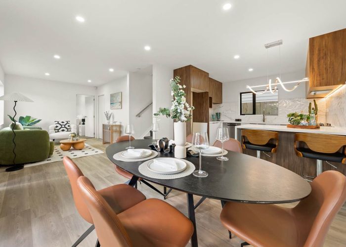  at 84B Botany Road, Botany Downs, Manukau City, Auckland