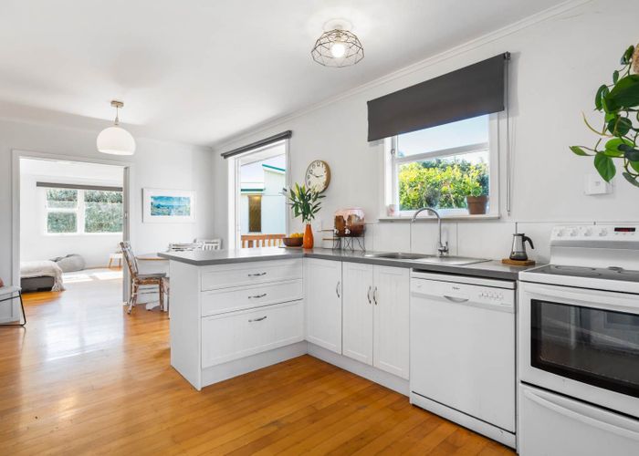  at 11 Beaufort Avenue, Brookfield, Tauranga, Bay Of Plenty