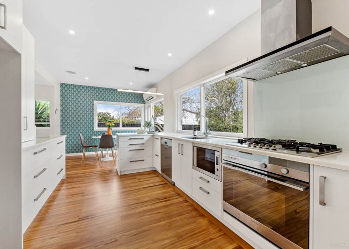  at 163 Chivalry Road, Glenfield, Auckland