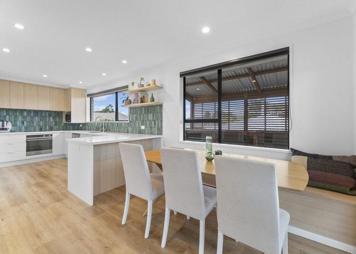  at 8 Clariton Avenue, Green Island, Dunedin, Otago