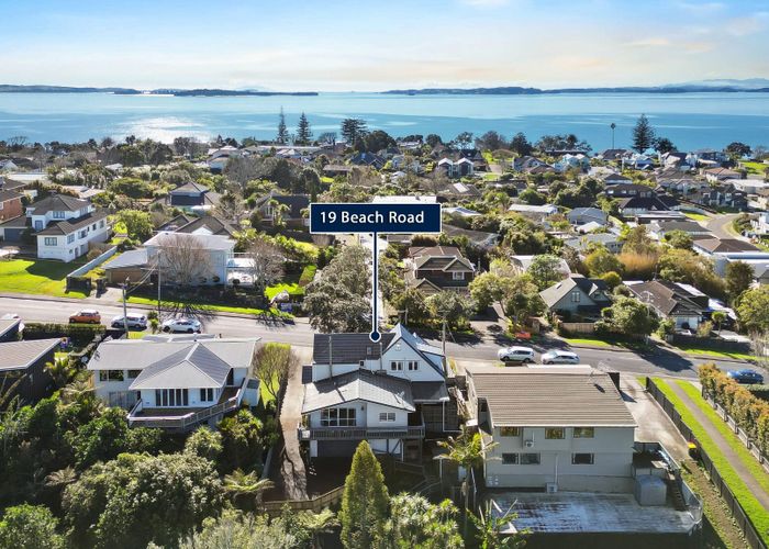  at 19 Beach Road, Mellons Bay, Manukau City, Auckland