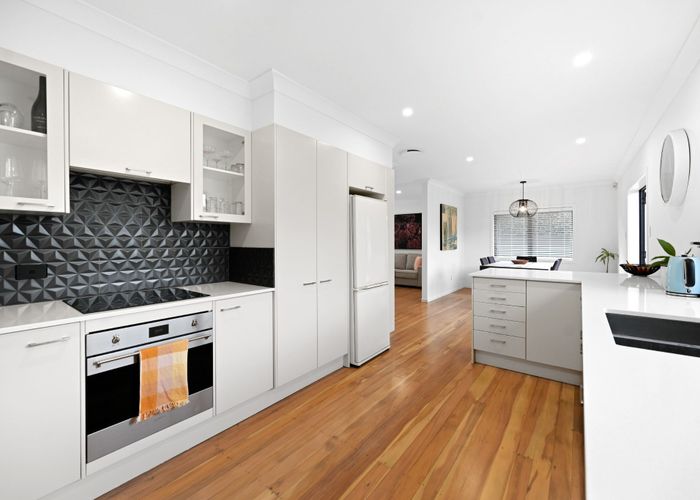  at 2/112 Beerescourt Road, Beerescourt, Hamilton, Waikato