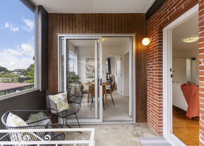  at 2/260a St Heliers Bay Road, Saint Heliers, Auckland City, Auckland