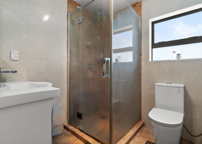  at 11B Lochinver Road, Papatoetoe, Manukau City, Auckland