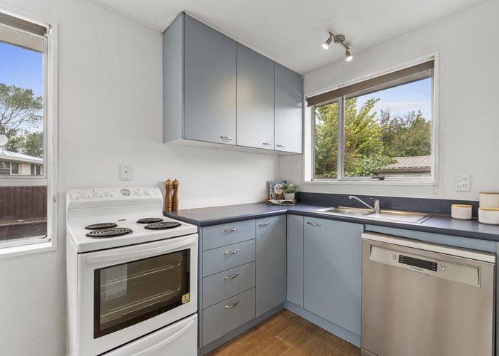  at 2/67 Bayswater Crescent, Bromley, Christchurch