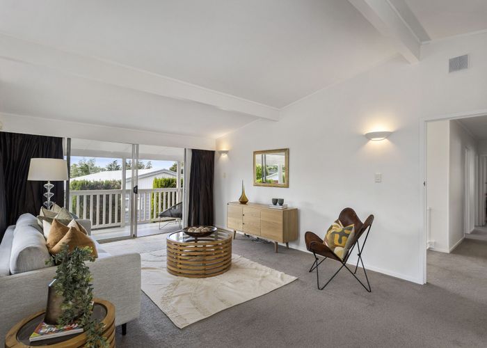  at 7 Kathleen Street, Totara Vale, Auckland