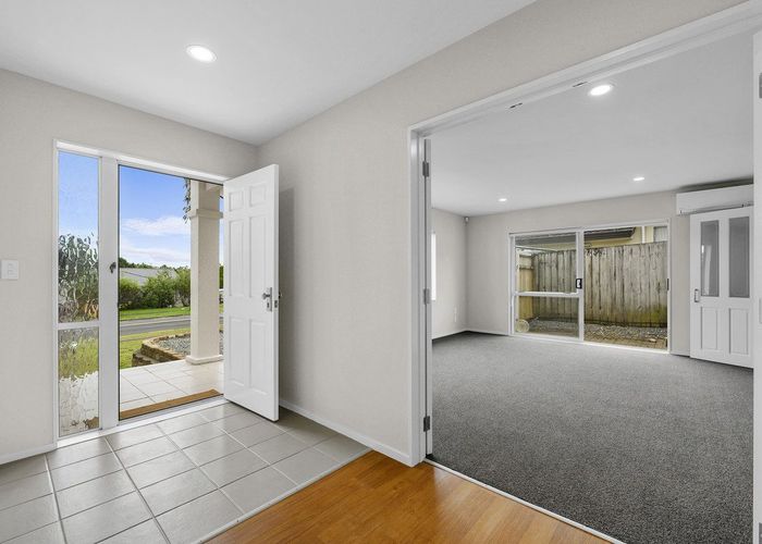  at 27 Calypso Way, Unsworth Heights, North Shore City, Auckland