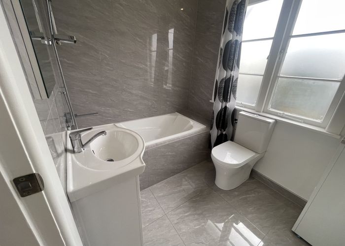  at 46 Miro street, New Lynn, Waitakere City, Auckland