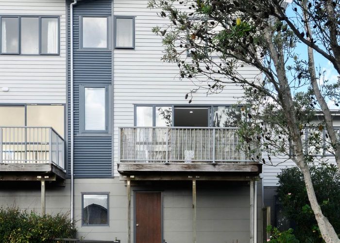  at 1/5 John Jennings Drive, Albany, North Shore City, Auckland