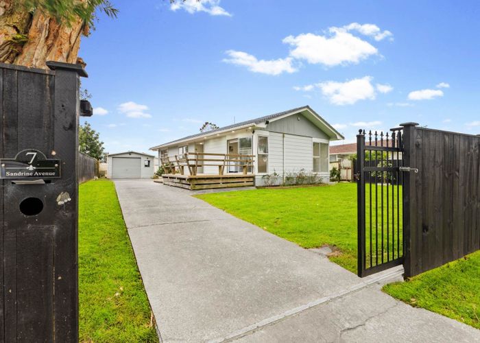  at 7  Sandrine Avenue, Clover Park, Manukau City, Auckland