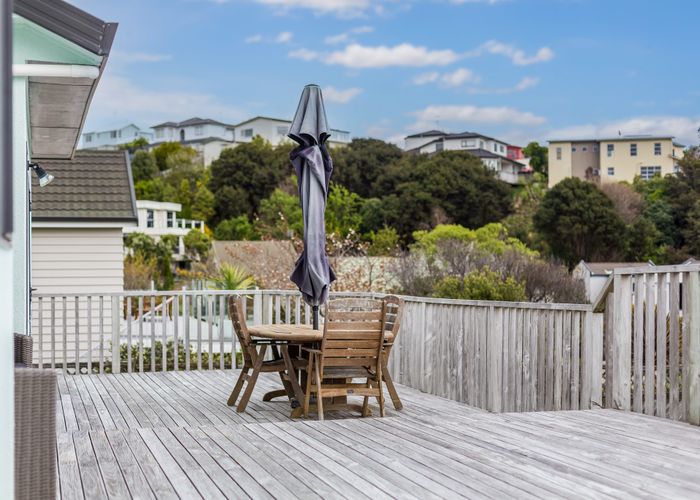  at 31 Lanyon Place, Whitby, Porirua