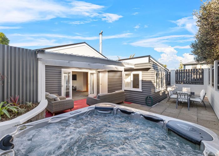  at 19 Marine Parade, North New Brighton, Christchurch City, Canterbury