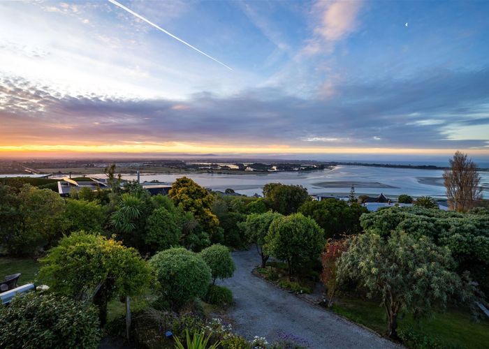  at 40 Major Hornbrook Road, Mount Pleasant, Christchurch