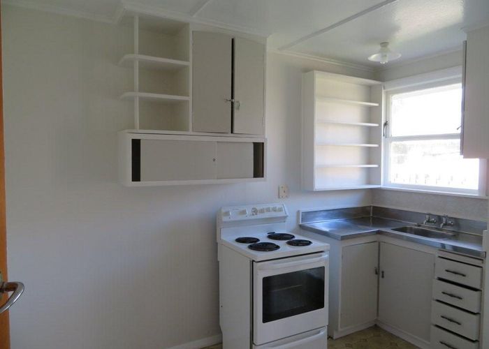  at 5 Dunns Street, Silverstream, Upper Hutt, Wellington