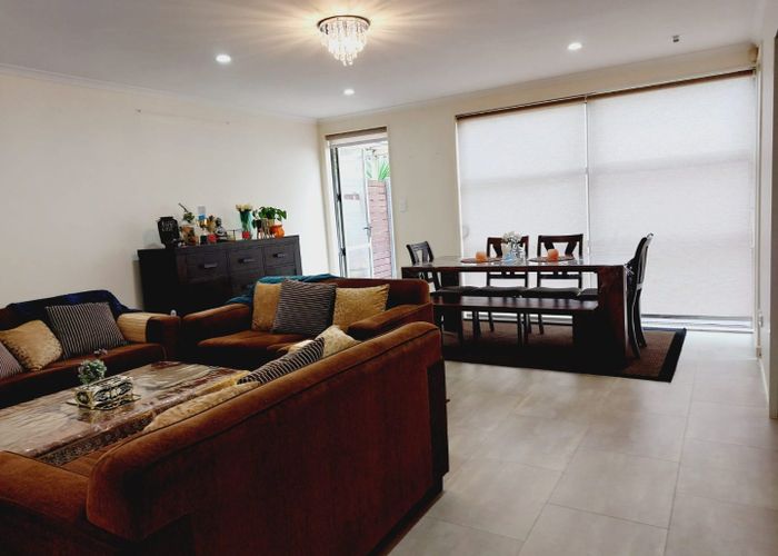  at 8 Reins Road, Takanini, Papakura, Auckland